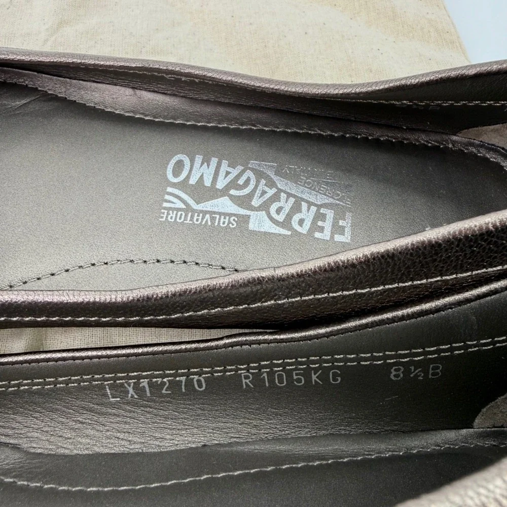 Salvatore Ferragamo Calandria‎ Metallic Kid Leather Gancini Flats Mercurio 8.5 B